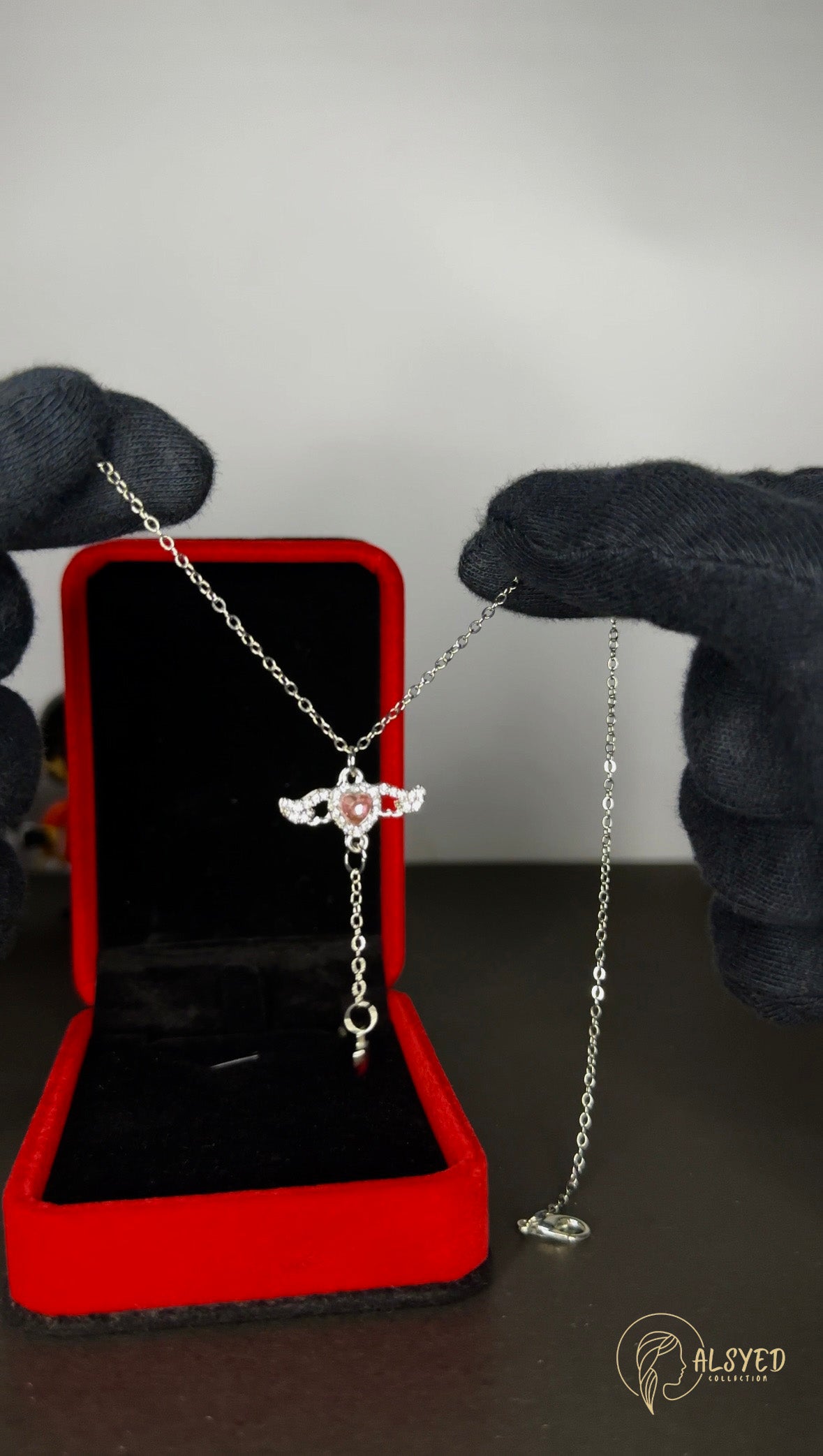 Elegant Shine – Minimalist Lightweight Cupid Heart Necklace