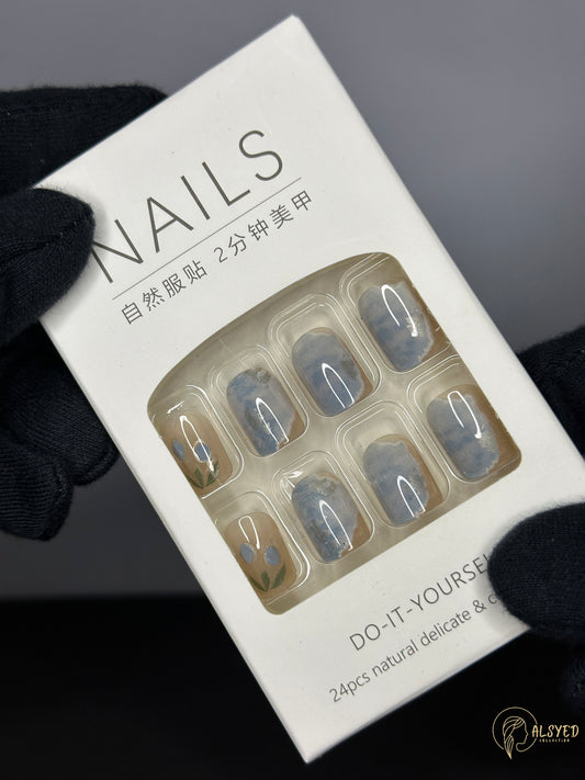 Cute & Colorful Nail Set – Pack of 24 - Blue Floral
