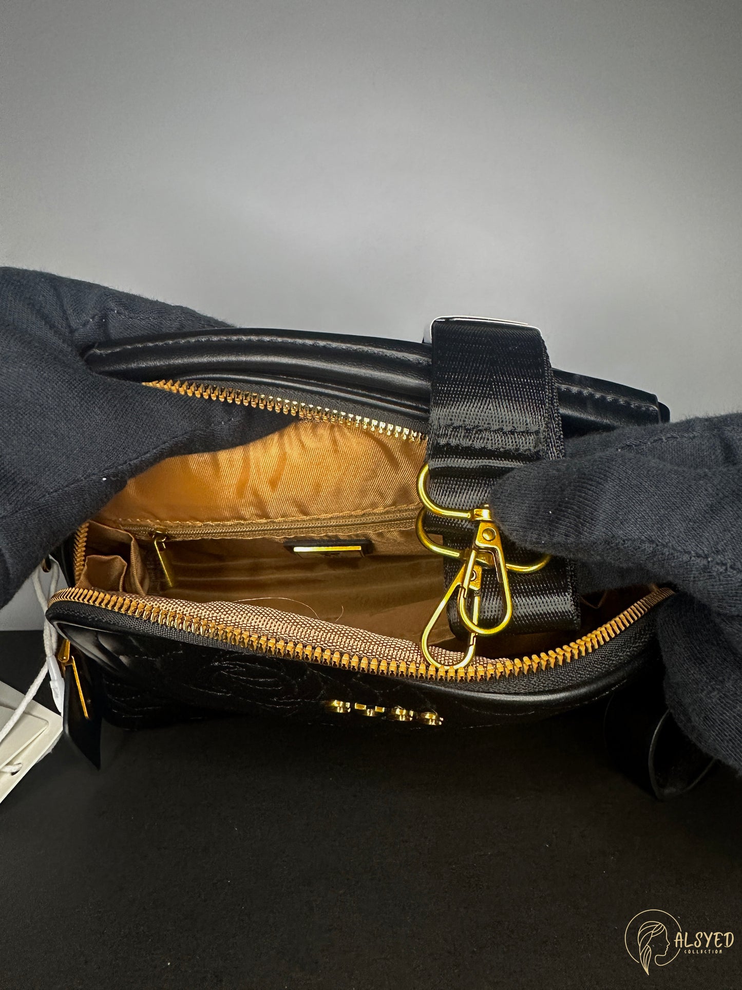 GUCCI Black Luxury Handbag for Women – Elegant & Premium | Al Syed Collection